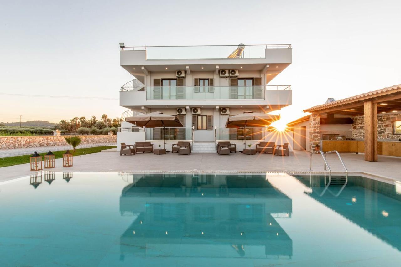 Vila Ktima Kritikos